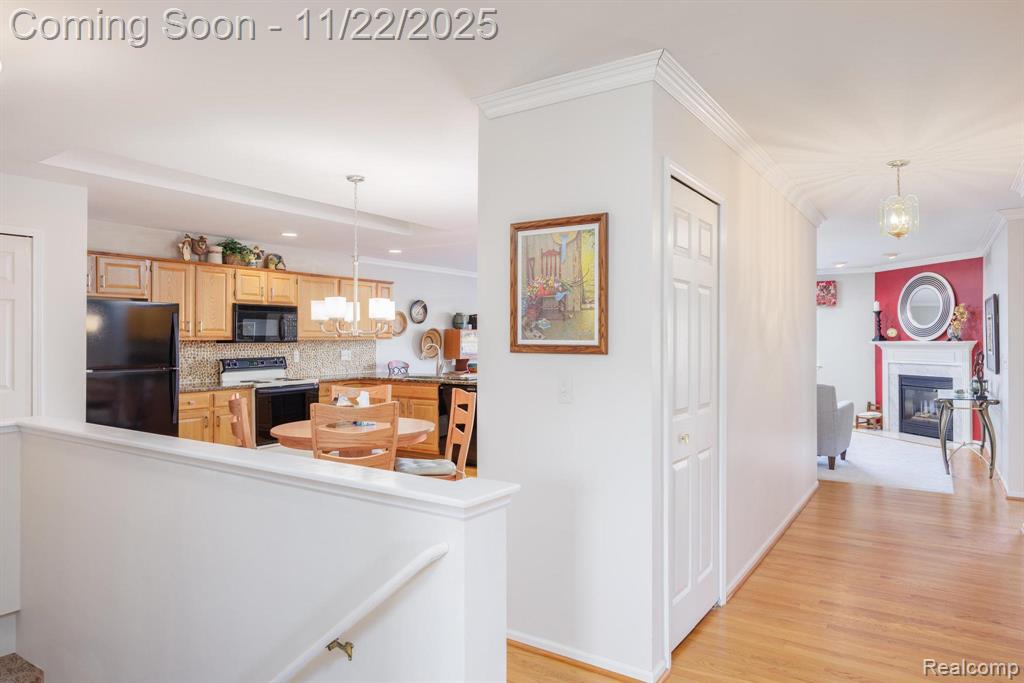7121 Bluewater Drive, Clarkston, MI 48348 — Photo 4