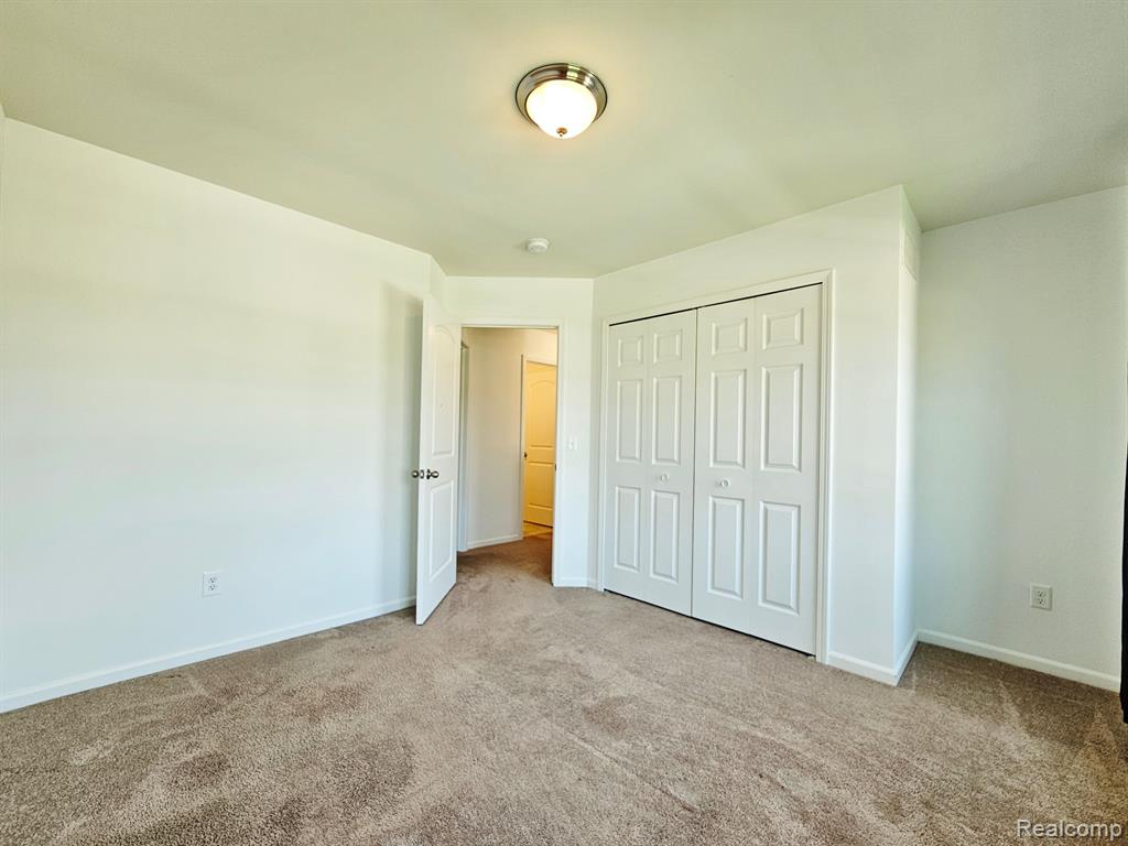 13401 STAMFORD Road, Belleville, MI 48111 — Photo 27