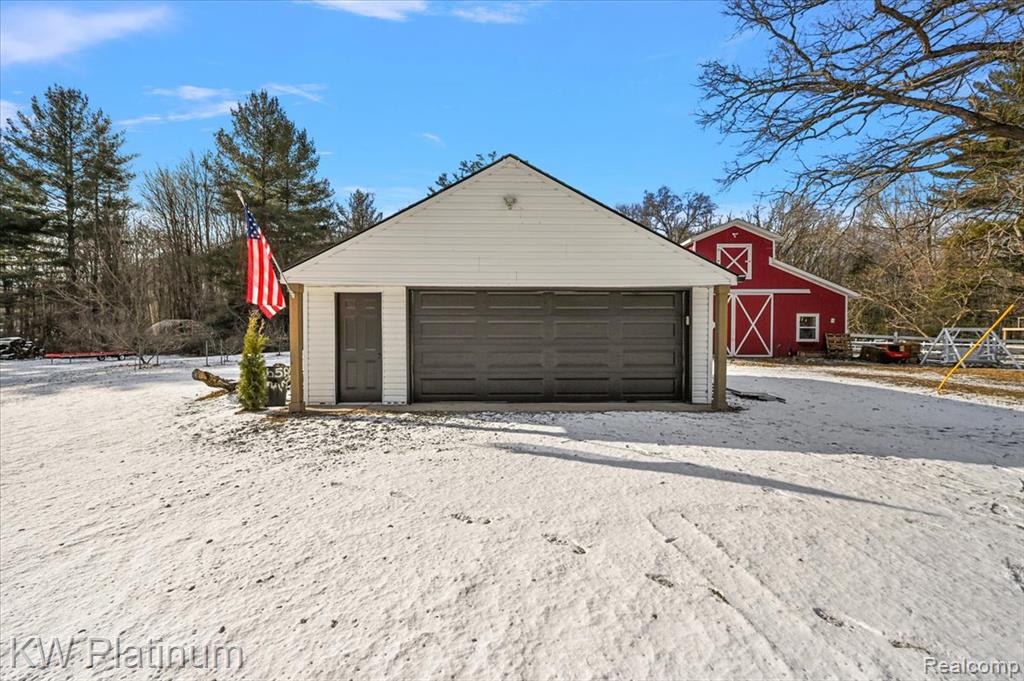 8658 Marsh Road, Clay, MI 48001 — Photo 57