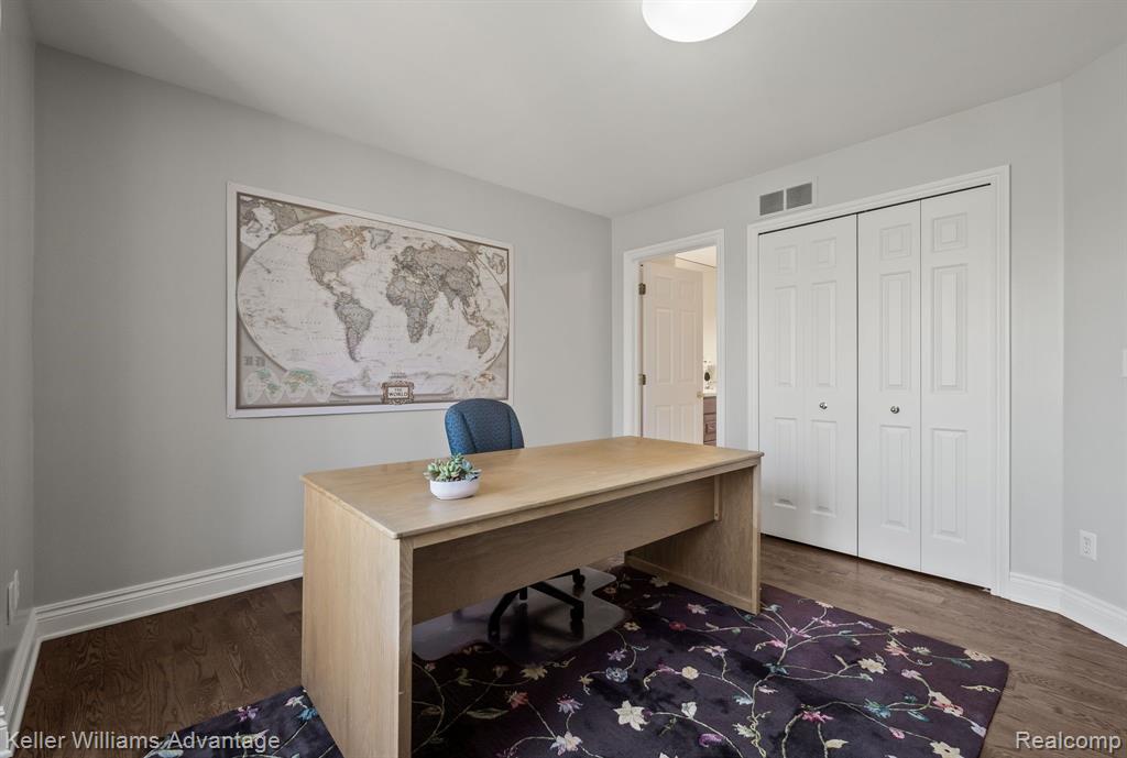 17421 Parkshore Drive, Northville, MI 48168 — Photo 28