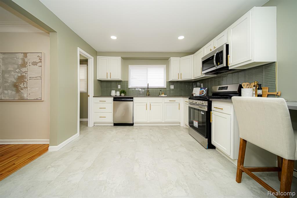 3080 Oakman Boulevard, Detroit, MI 48238 — Photo 32