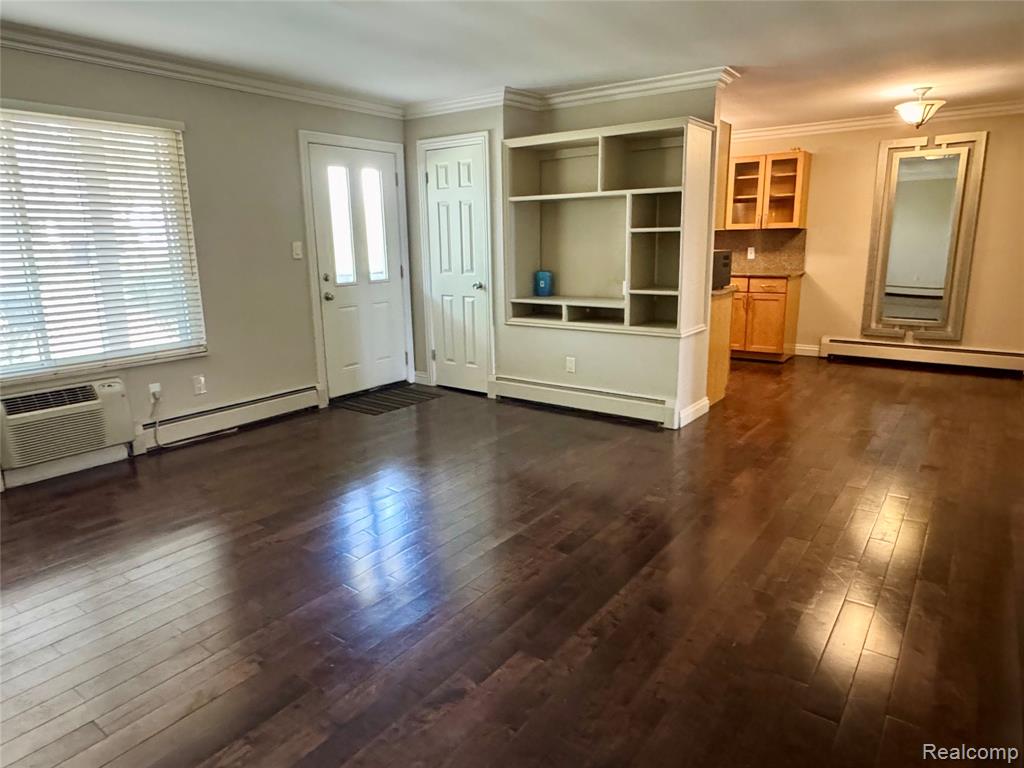 475 S ADAMS Road, Birmingham, MI 48009 — Photo 2