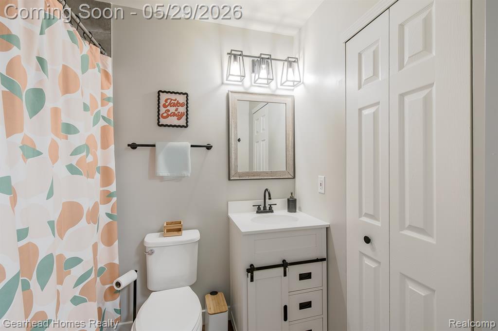 2831 Watkins Lake Road, Waterford, MI 48328 — Photo 19