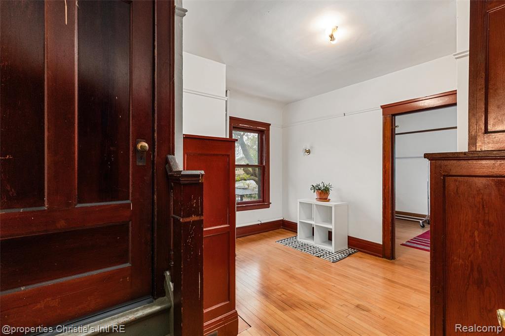 36 Longfellow Street, Detroit, MI 48202 — Photo 55