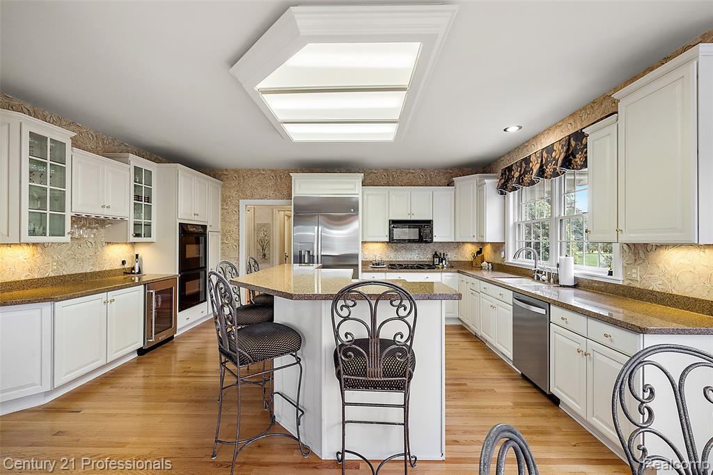 9310 Fairway Trail, Grand Blanc, MI 48439 — Photo 35