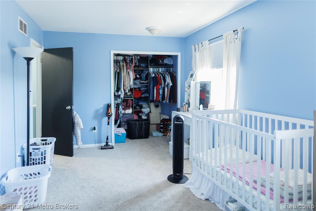 8493 Pepper Ridge Drive E, Grand Blanc, MI 48439 — Photo 23