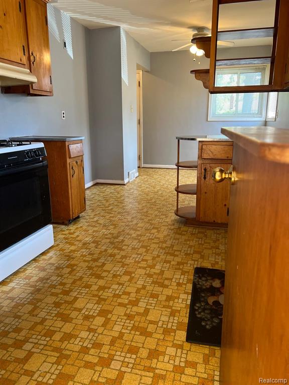 4188 McKinley Street, Dearborn Heights, MI 48125 — Photo 12