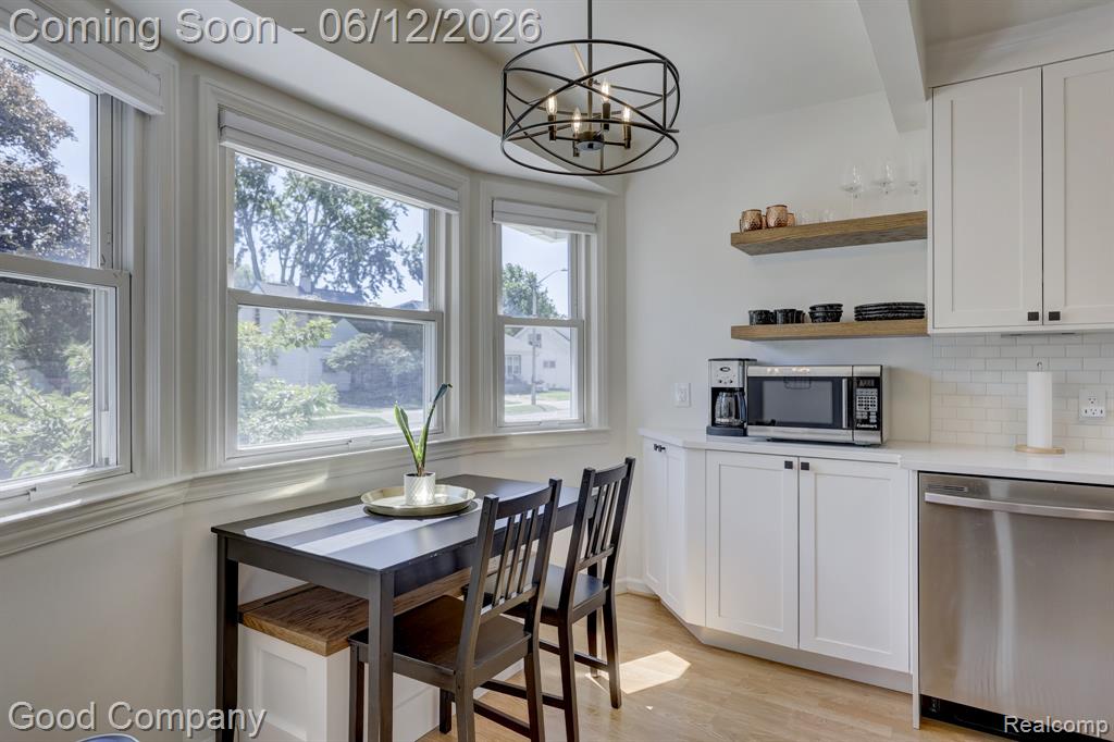 3907 Gardner Avenue, Berkley, MI 48072 — Photo 6