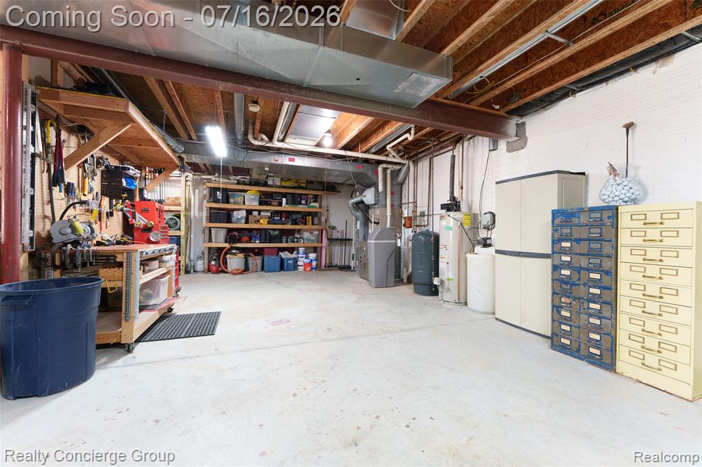 16366 Carrie Lane, Fenton, MI 48430 — Photo 33