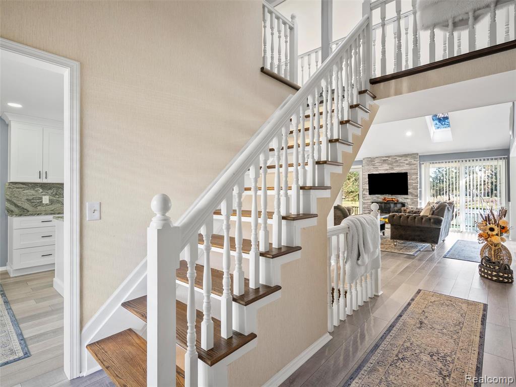 43043 W Kirkwood Drive, Clinton Twp, MI 48038 — Photo 9