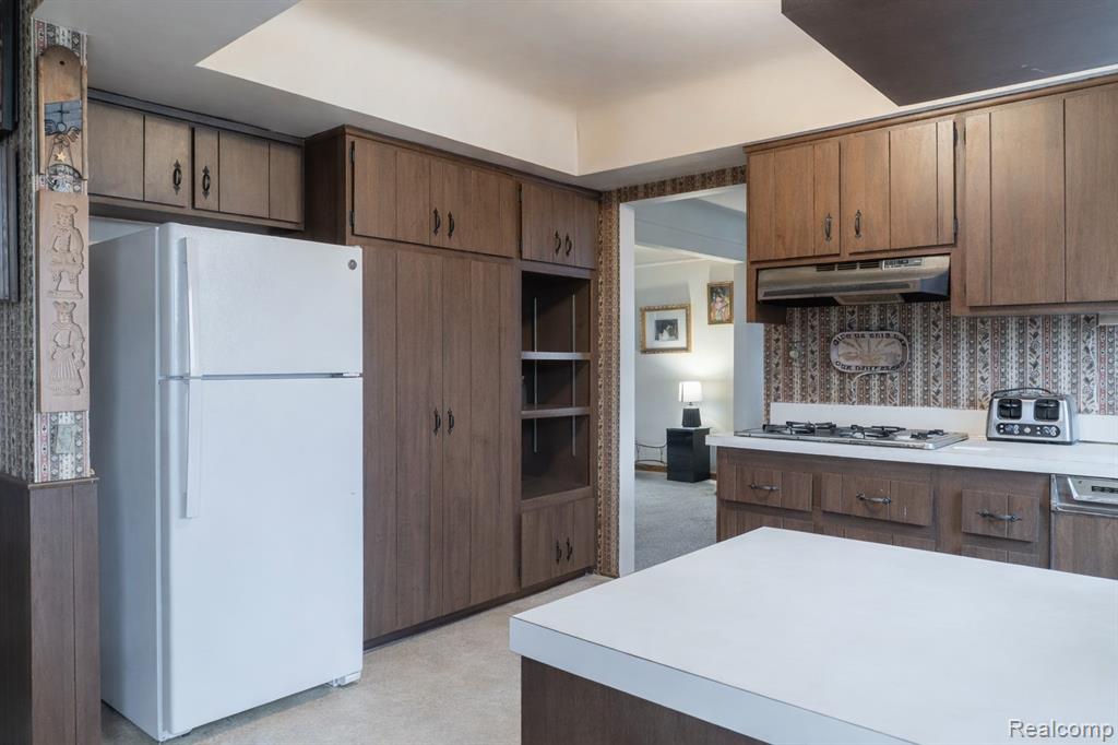 8362 Sunburst, Center Line, MI 48015 — Photo 17