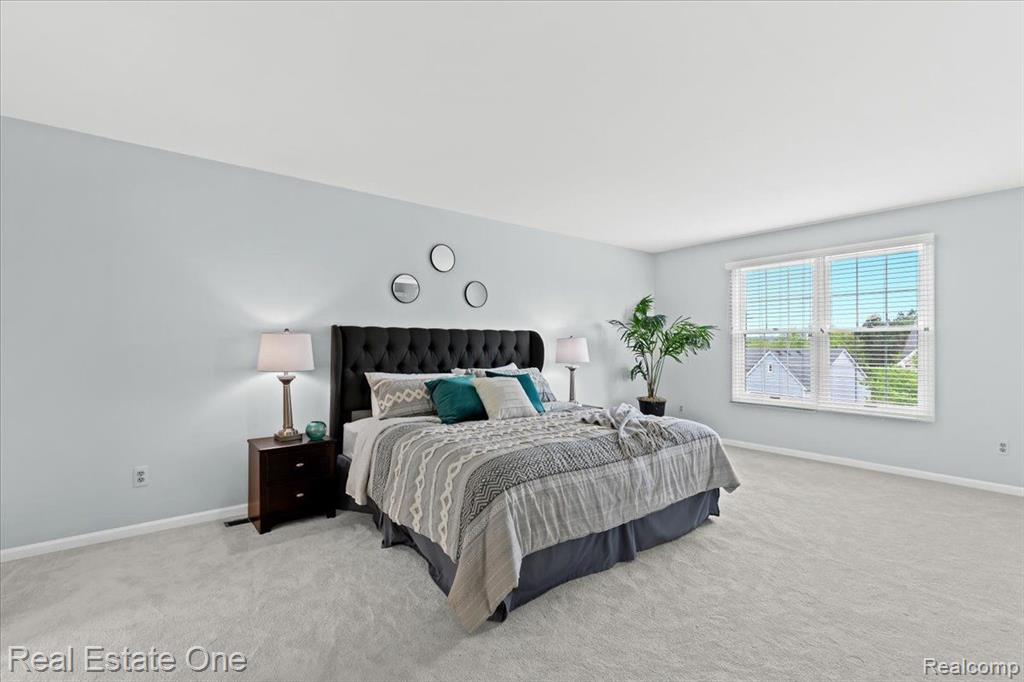 585 Dorchester Way, Milford, MI 48381 — Photo 57