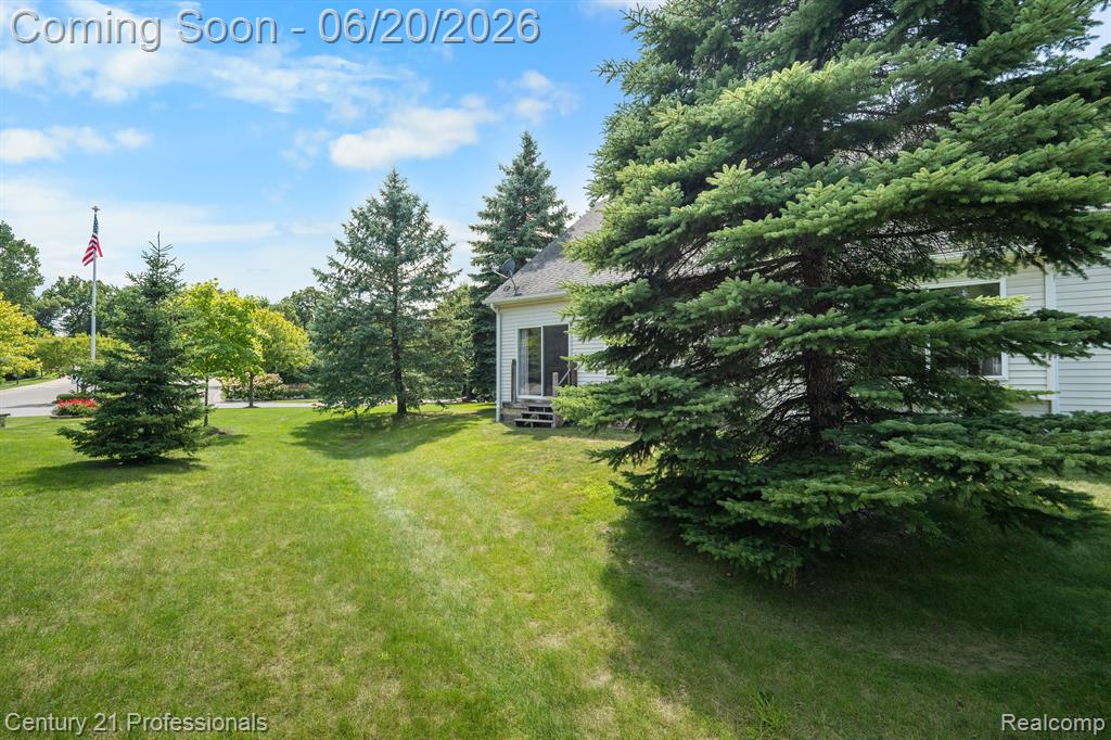 3305 Grove Lane, Auburn Hills, MI 48326 — Photo 40