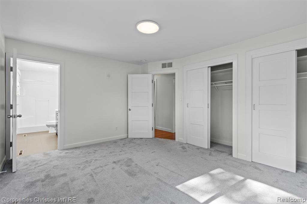571 Yorkton Lane, Bloomfield Hills, MI 48304 — Photo 20