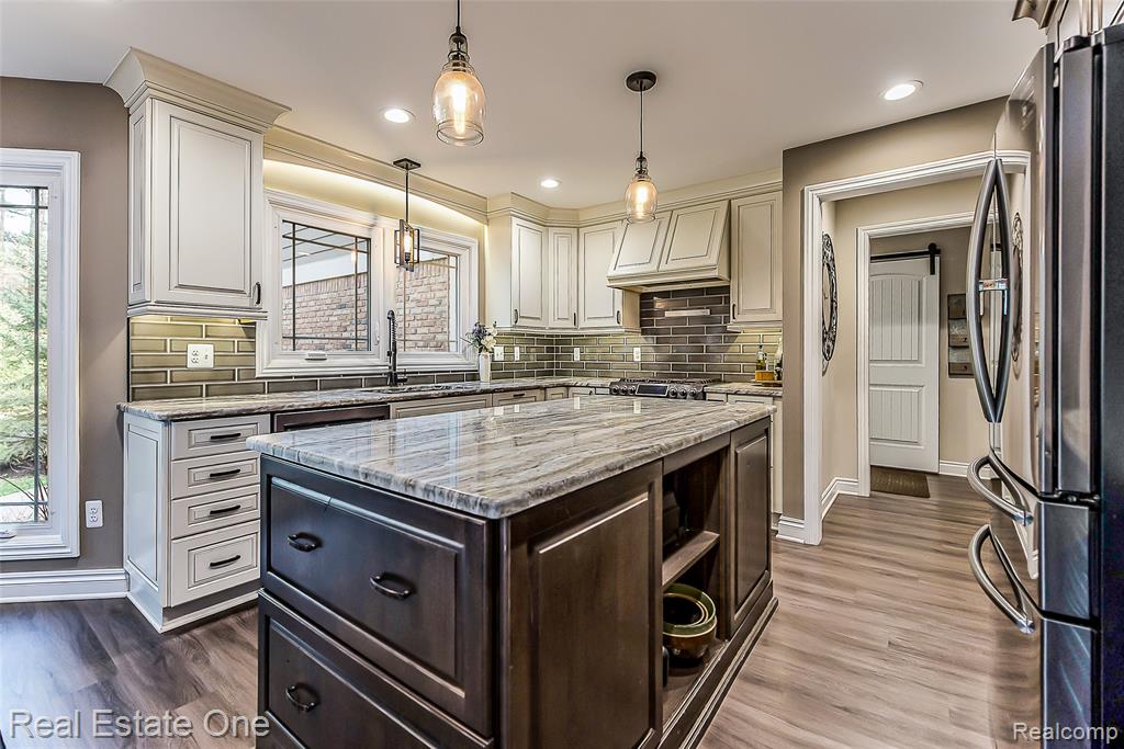 5350 Hidden Pines Drive, Brighton, MI 48116 — Photo 30