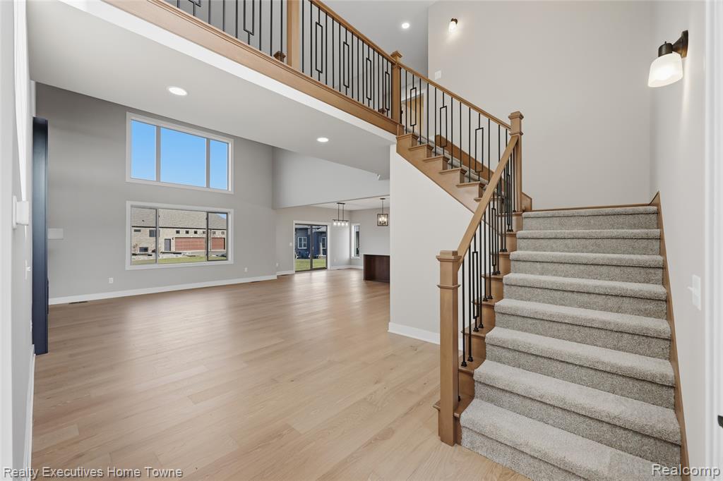 35701 Strongford Drive, New Baltimore, MI, 48047