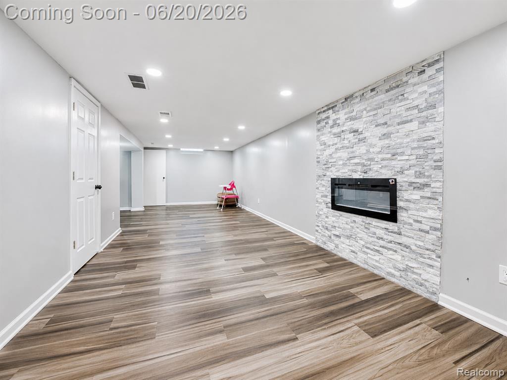 6631 Burnham Drive, Canton, MI 48187 — Photo 28