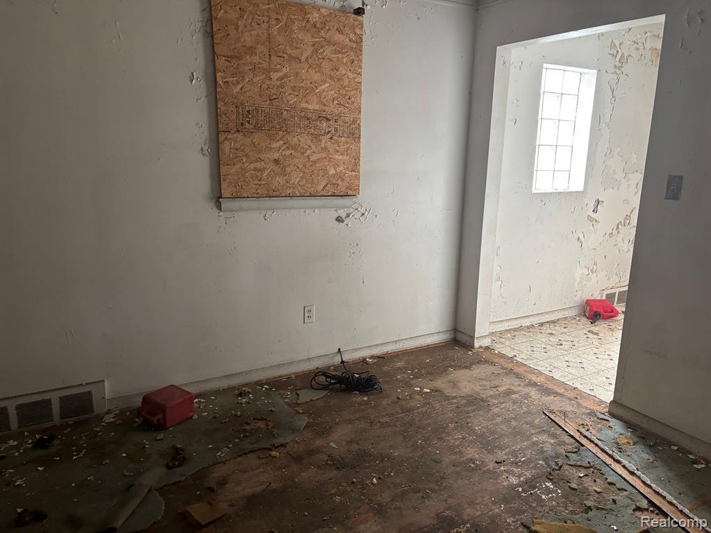 9555 SCHAEFER, Detroit, MI 48227 — Photo 7