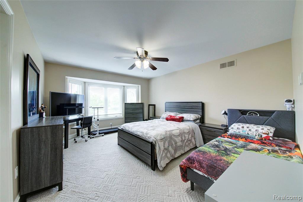 4935 Maceri Circle, Sterling Heights, MI 48314 — Photo 19