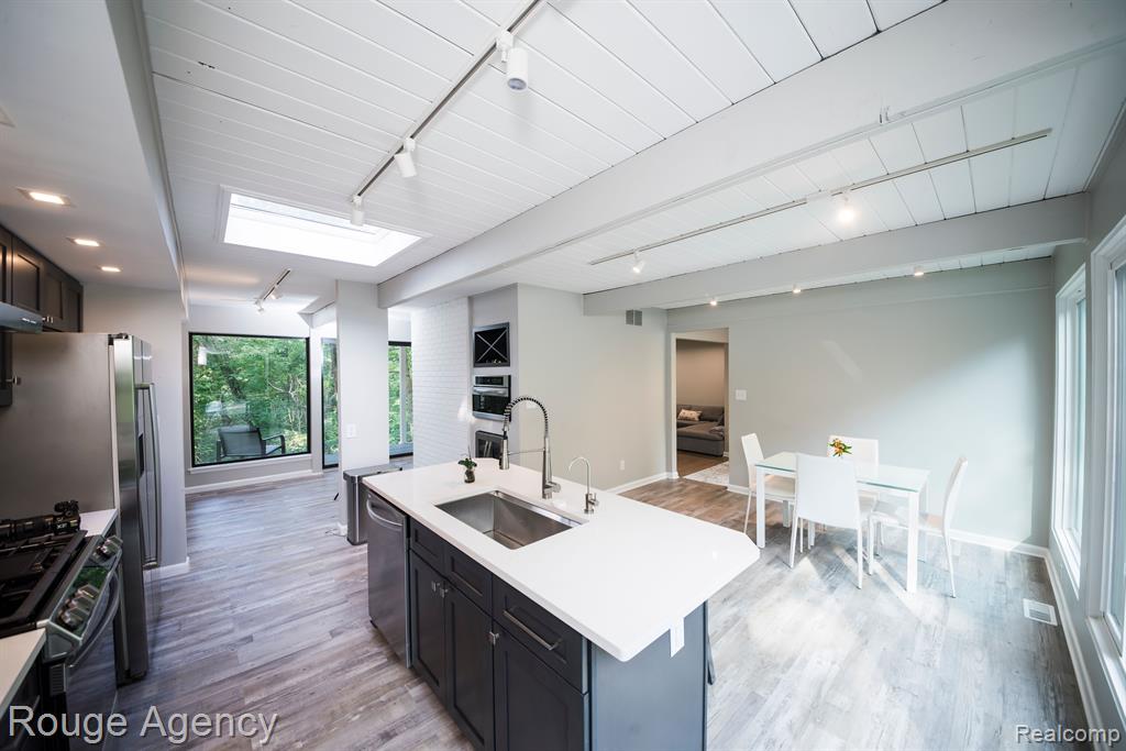 7305 SCENIC RIDGE Drive, Clarkston, MI — Photo 23