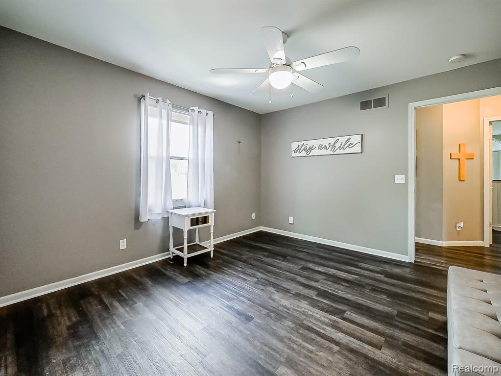 5570 Wildrose Avenue, West Bloomfield, MI — Photo 14