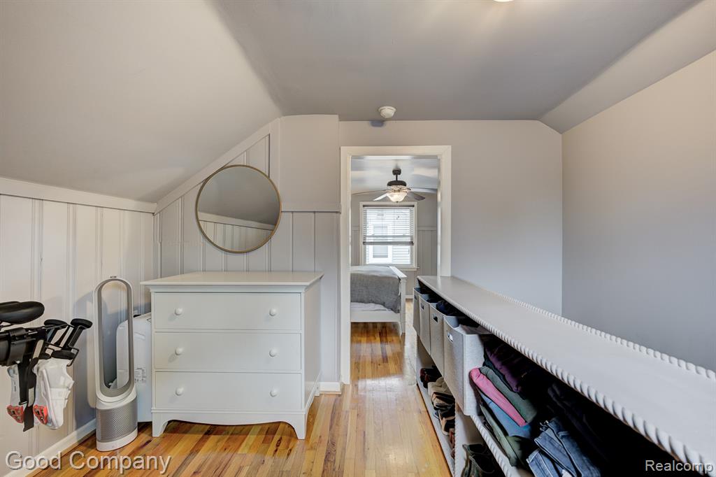 812 N Edgeworth Avenue, Royal Oak, MI 48067 — Photo 24