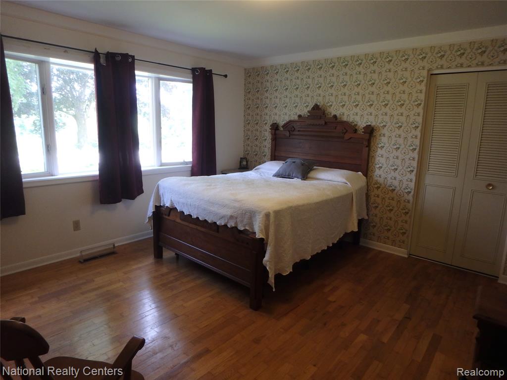 215 Grange Hall Road, Ortonville, MI 48462 — Photo 8