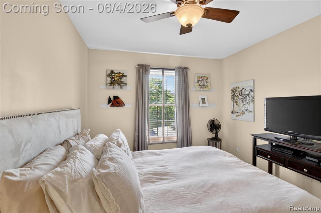 39852 Glenview Court, Northville, MI 48168 — Photo 36