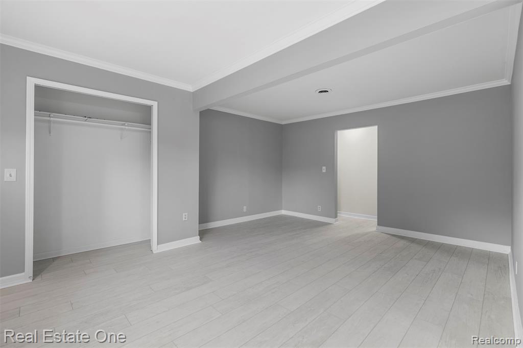 48037 Remer Avenue, Shelby Twp, MI 48317 — Photo 5