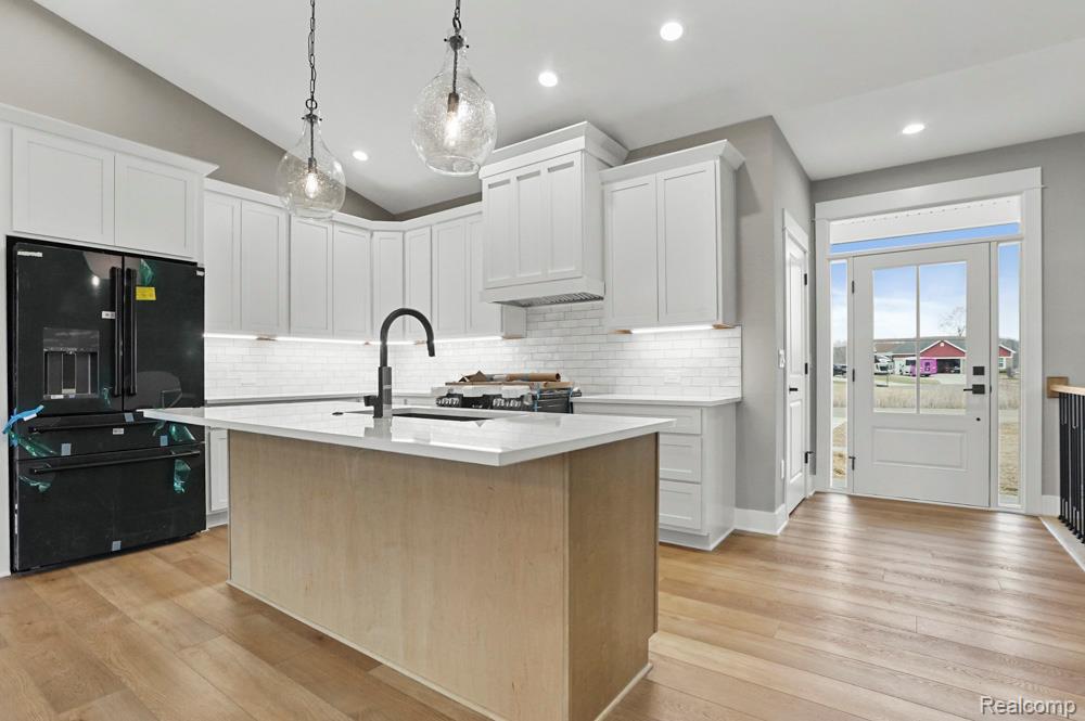 7195 Geraldine Circle, Swartz Creek, MI 48473 — Photo 12