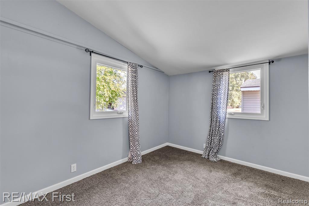 5052 Mary Sue Avenue, Clarkston, MI — Photo 19