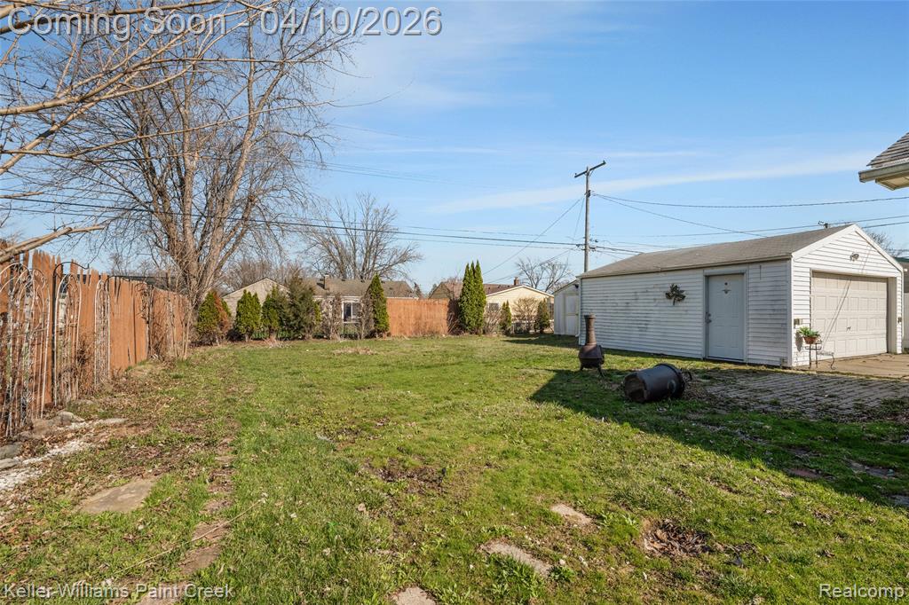 26414 Waldorf Street, Roseville, MI 48066 — Photo 28