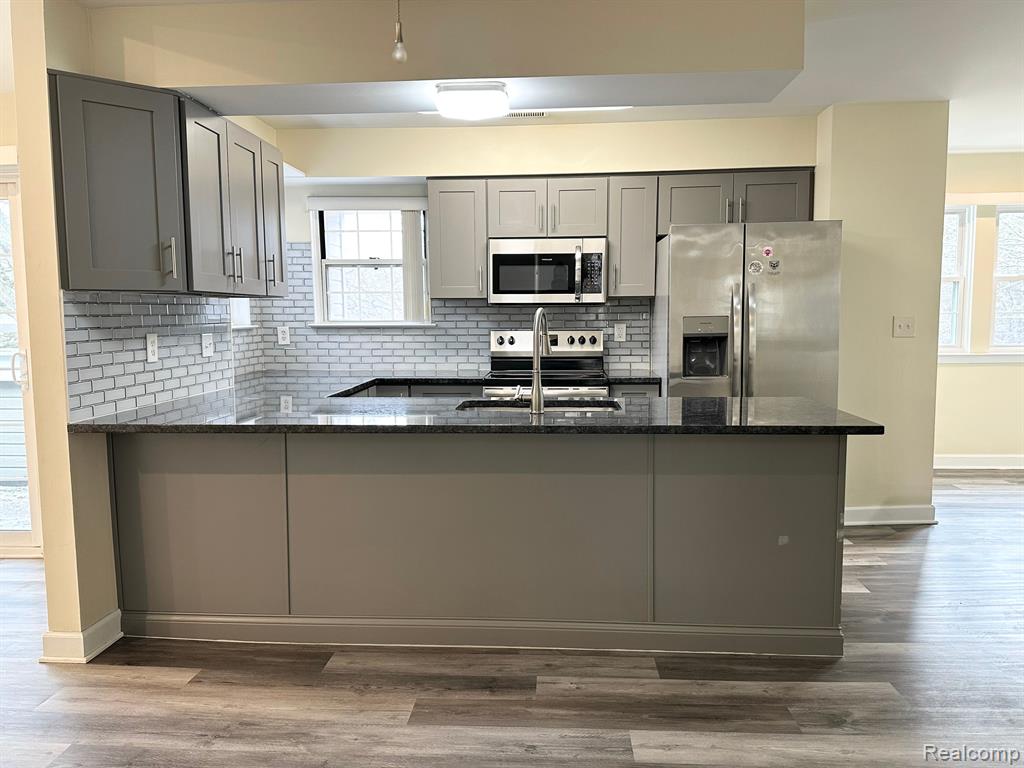 6655 HEARTHSIDE, West Bloomfield, MI — Photo 4