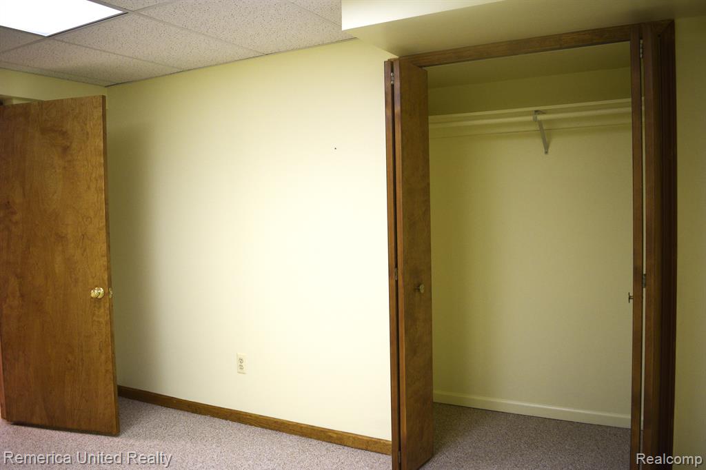 37786 Siena Drive, Farmington Hills, MI 48331 — Photo 26