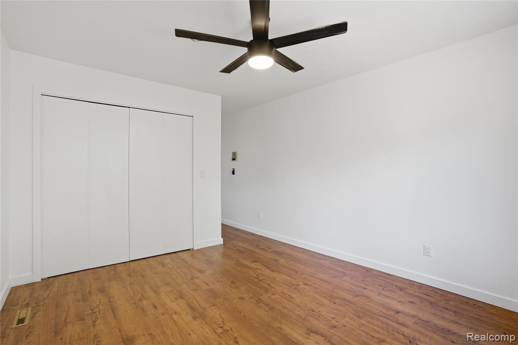 11221 Meadowood Drive, Brighton, MI 48114 — Photo 21