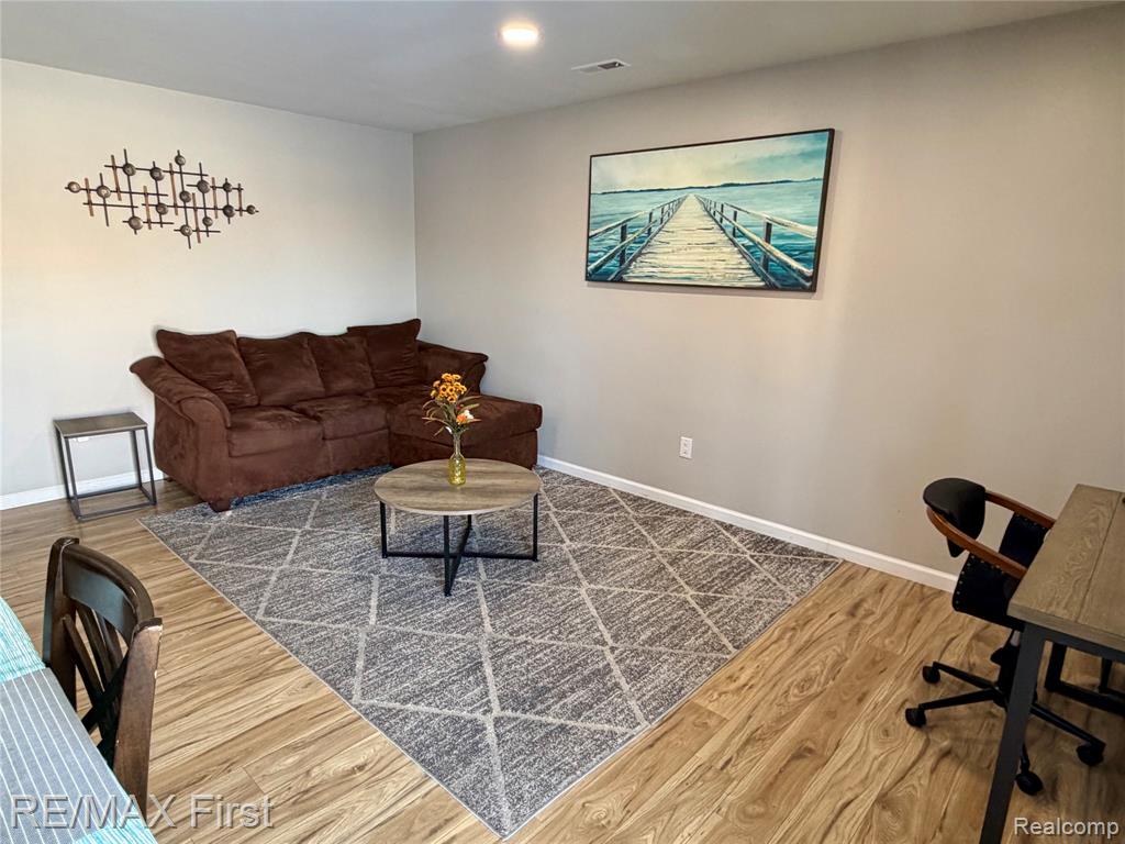 286 E. 13 MILE Road, Madison Heights, MI 48071 — Photo 6