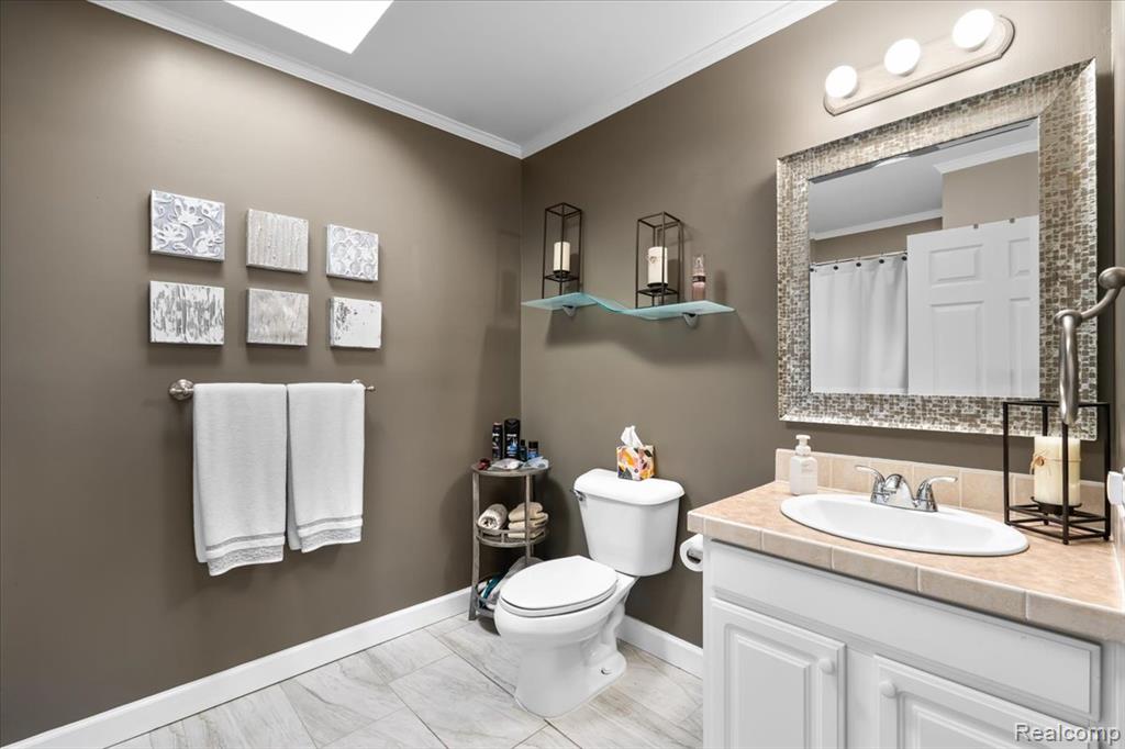 11201 Woodchester Court, South Lyon, MI 48178 — Photo 26