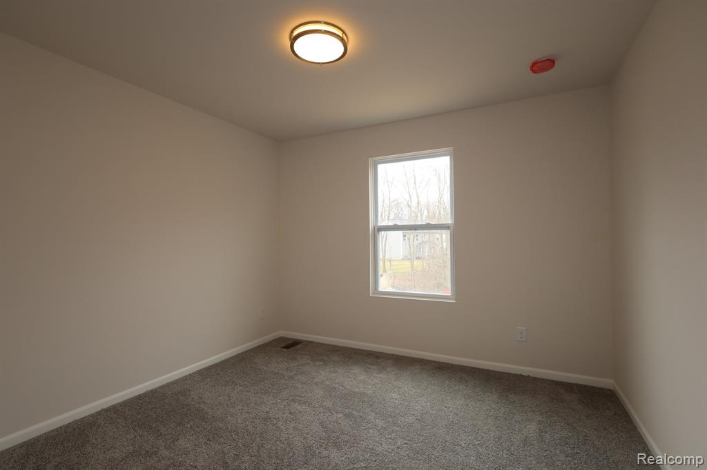4254 Cedar Lane, Grand Blanc, MI 48439 — Photo 10