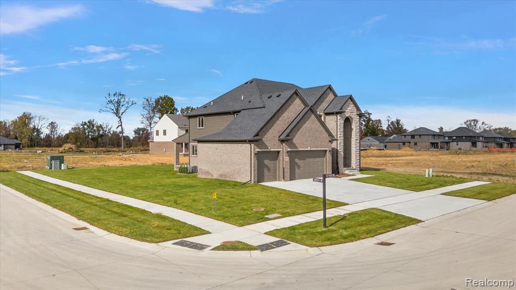 50437 MISTWOOD Drive, Macomb, MI 48042 — Photo 70