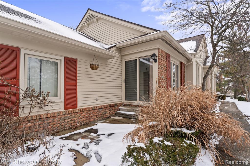 6933 Pebble Park Circle, 83, West Bloomfield, MI — Photo 26