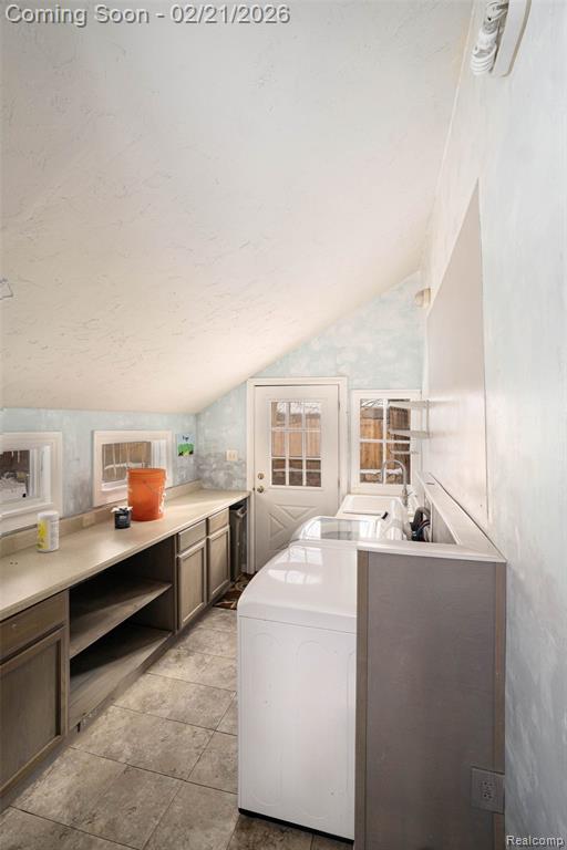 825 S Leroy Street, Fenton, MI 48430 — Photo 19