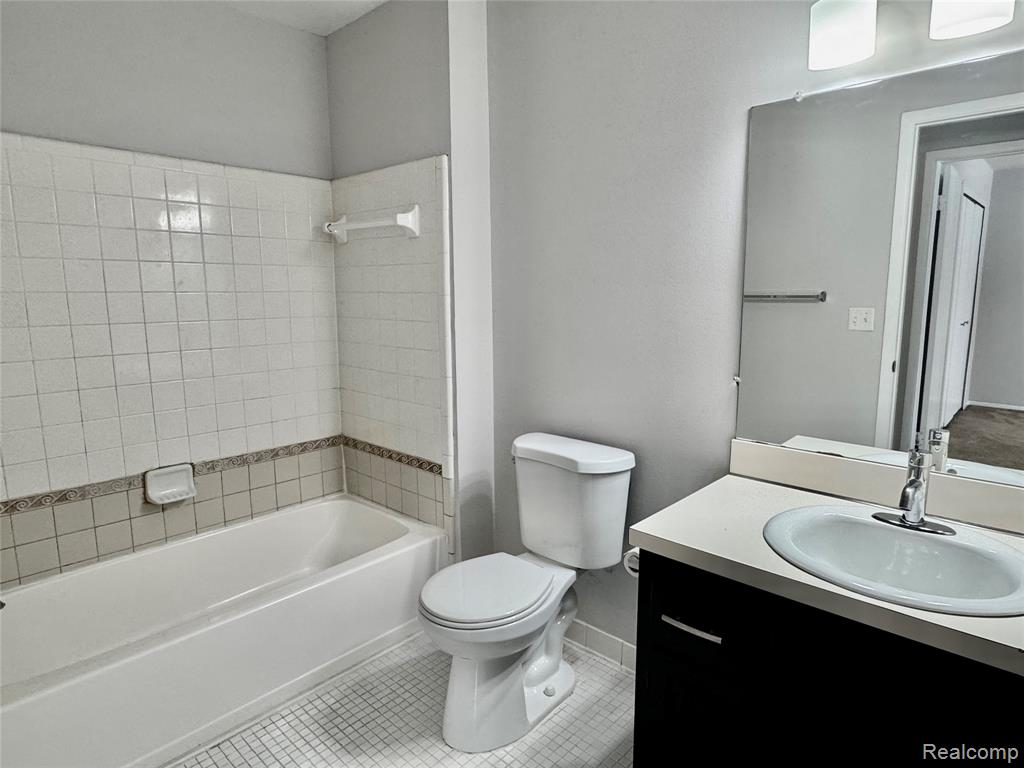 41070 Southwind Drive, Canton, MI 48188 — Photo 15