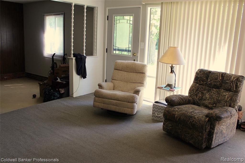 10593 9 Mile Road, Whitmore Lake, MI 48189 — Photo 3