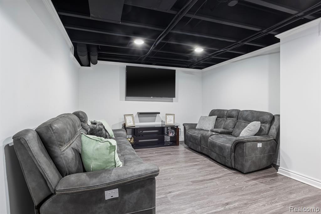 51251 GULFSTREAM PARK Lane, Canton, MI 48188 — Photo 48