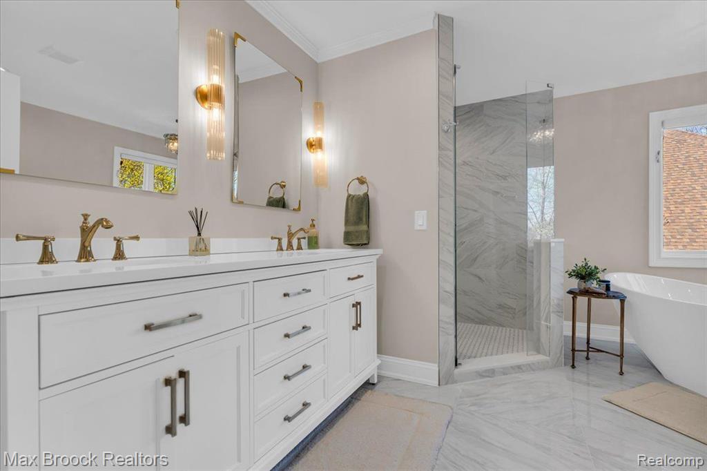 6462 W OAKS Drive, West Bloomfield, MI 48324 — Photo 29