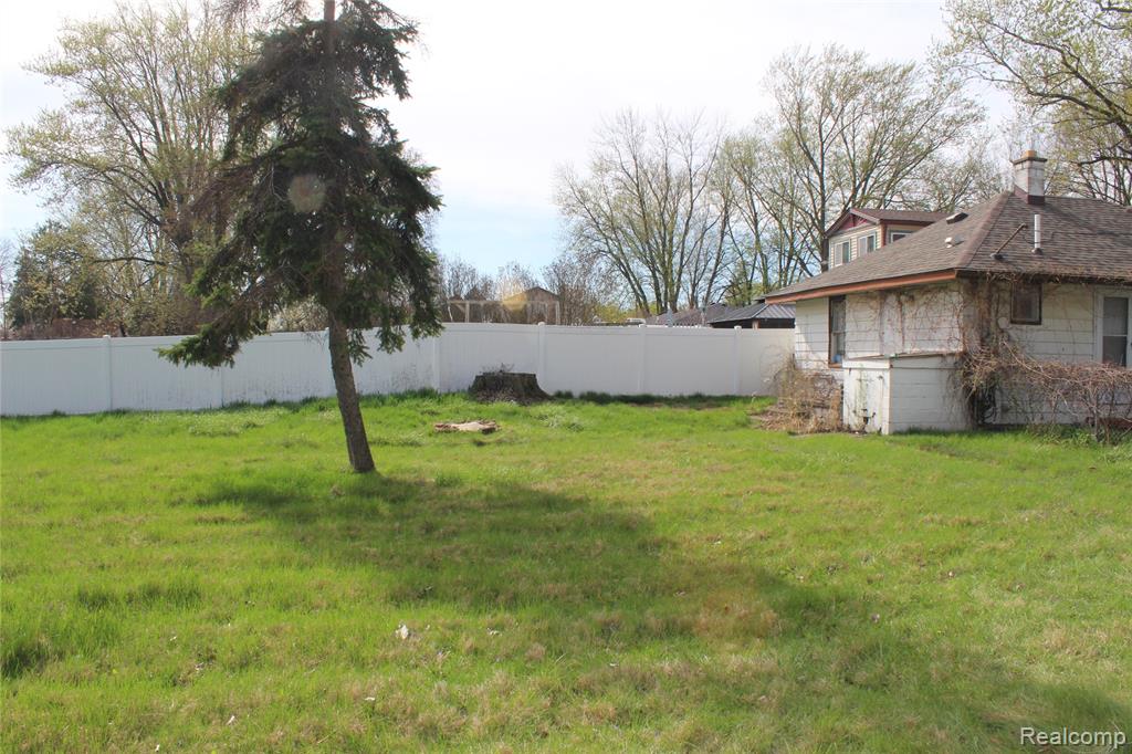 5610 Noll Street, Sterling Heights, MI 48310 — Photo 5