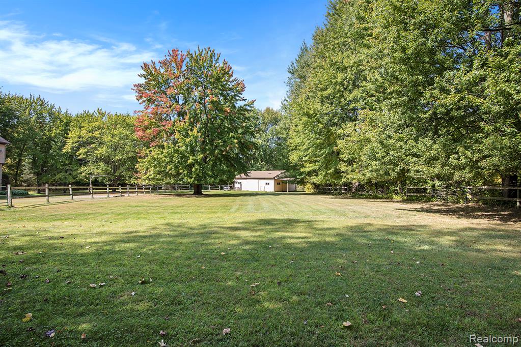 4100 Phillips Road, Metamora, MI 48455 — Photo 28