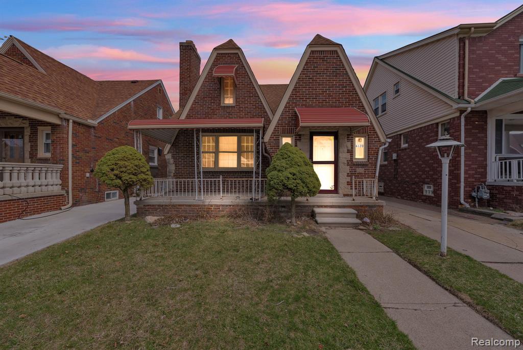 6120 MIDDLESEX Street, Dearborn, MI 48126 — front exterior