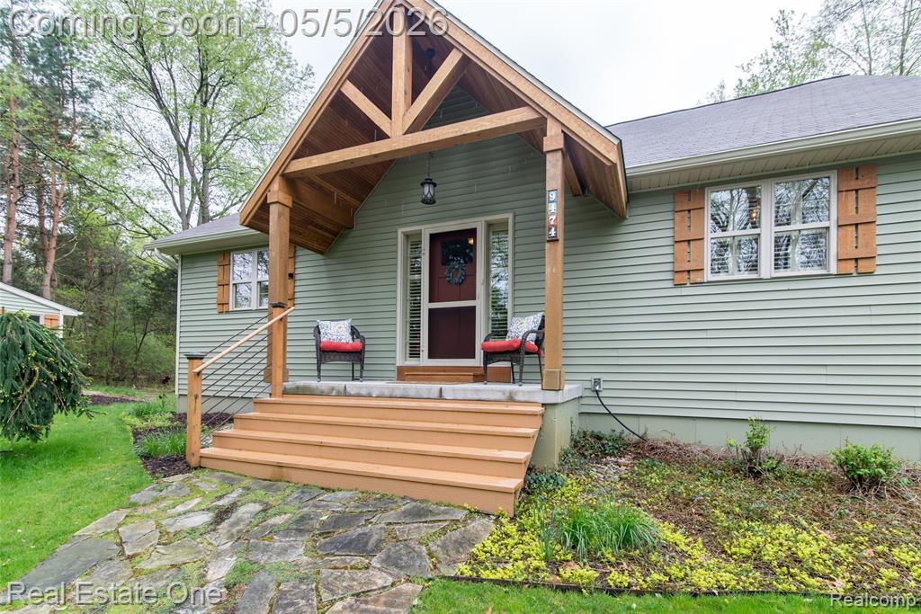 9474 Marshall Road, South Lyon, MI 48178 — Photo 11