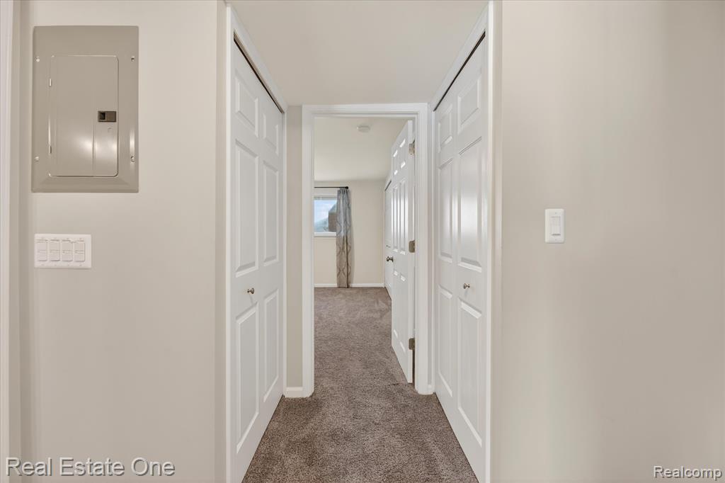 874 N Main Street, Milford, MI 48381 — Photo 35